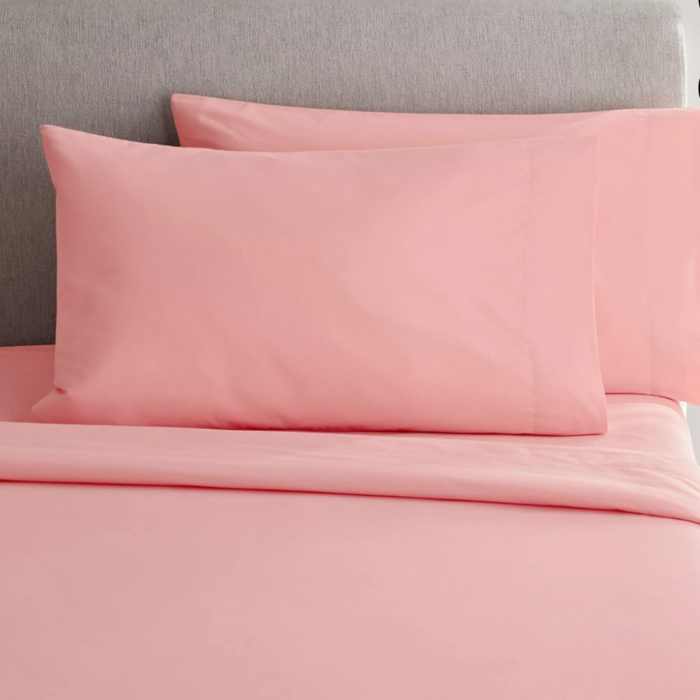 Mainstays 2-Piece Pink Pillowcase Set.
